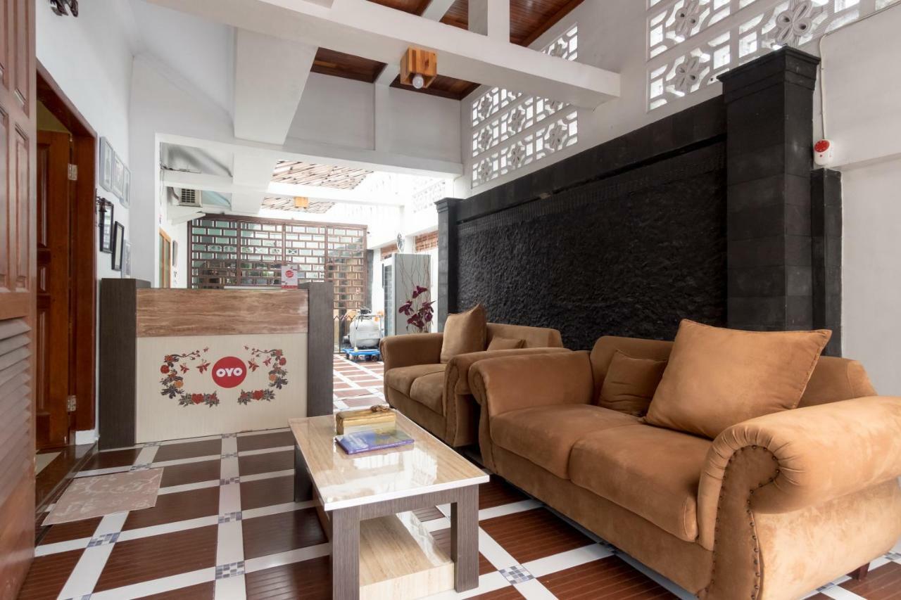 מדאן Oyo 619 Naufal Guest House Syariah מראה חיצוני תמונה